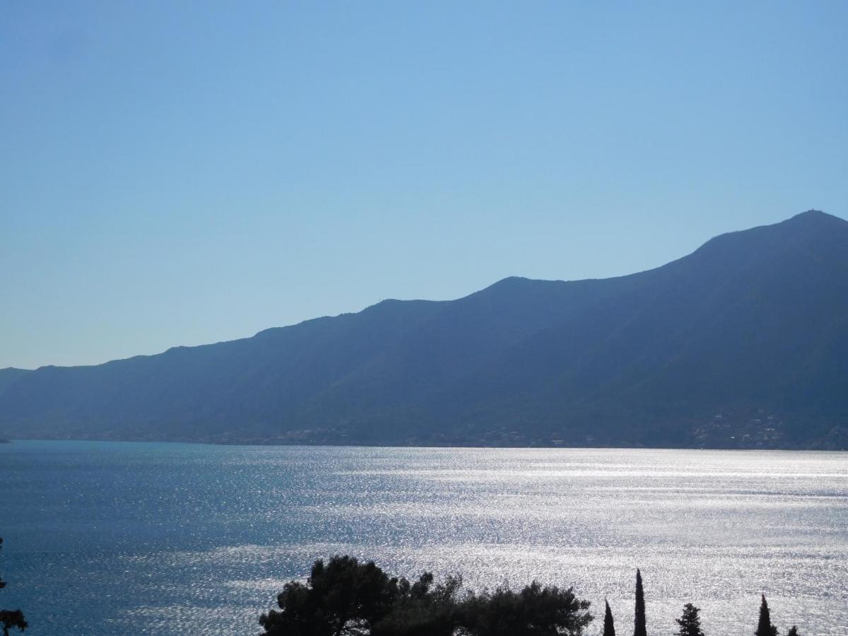 Villa Aronija Cattaro Esterno foto