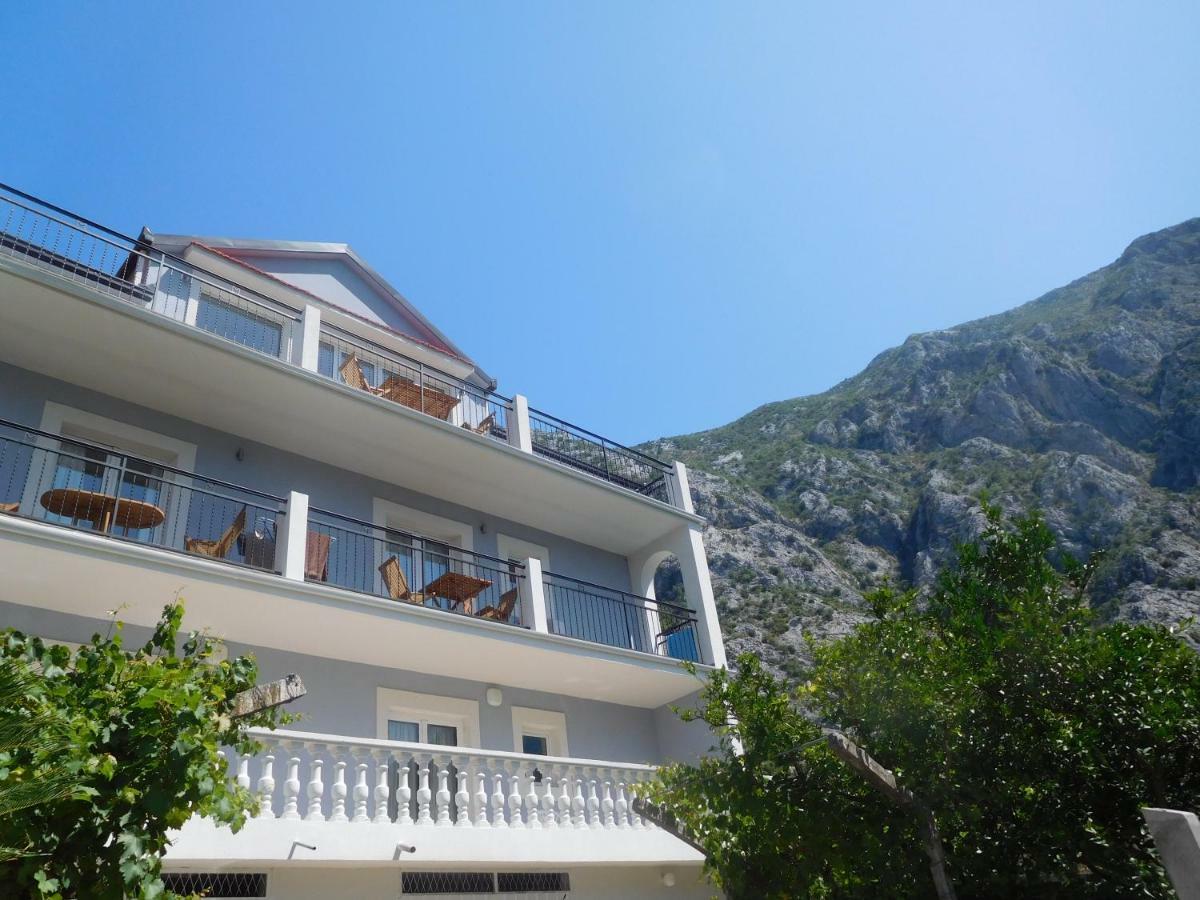 Villa Aronija Cattaro Esterno foto