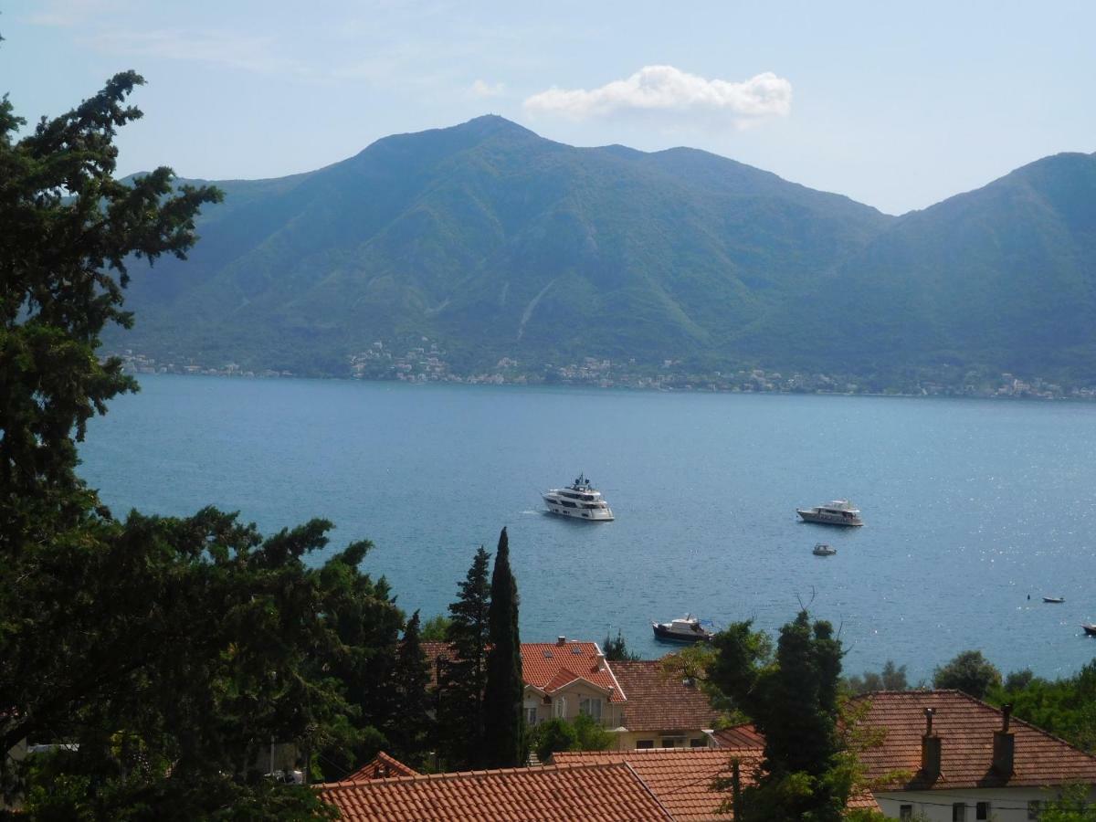 Villa Aronija Cattaro Esterno foto